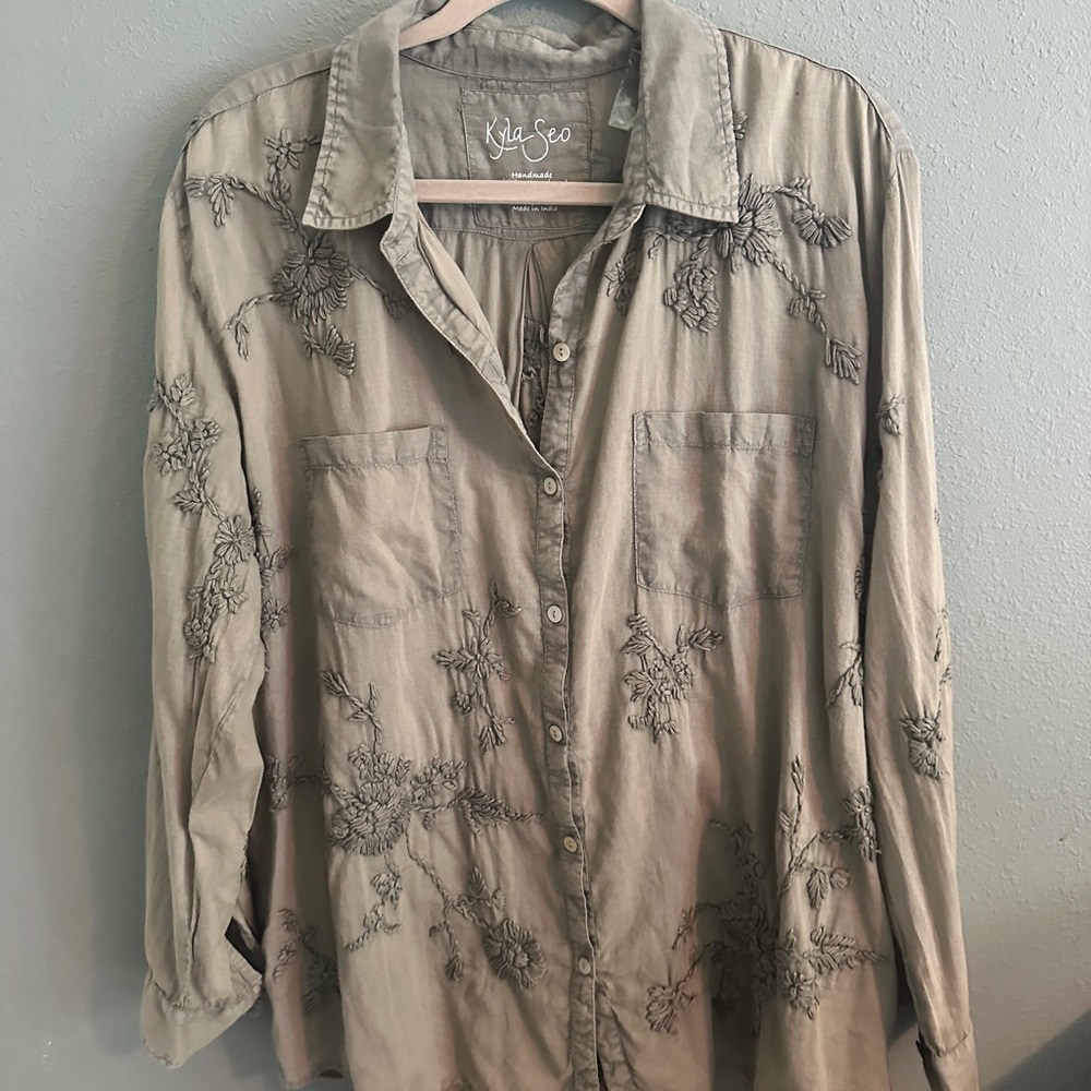 Kyla Seo Embroidered Button Down Tunic